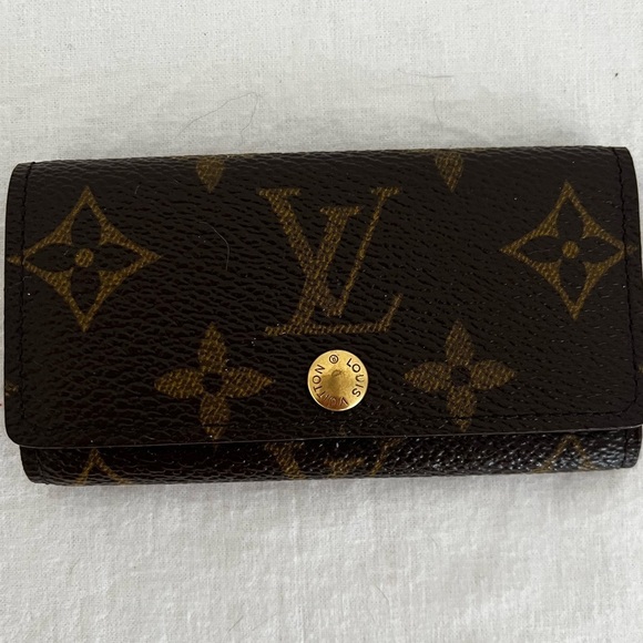 Louis Vuitton Accessories - Louis Vuitton Monogram 4-Key Holder Rare 4-Hook Version France 1998